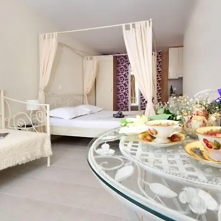 شقة فندقية Bougenvilia Tomas 3*