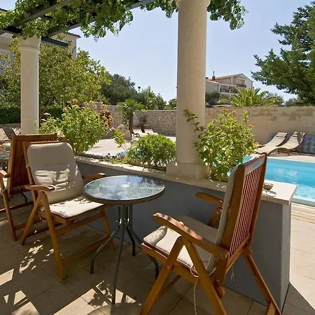 Bougenvilia Tomas Апарт-отель