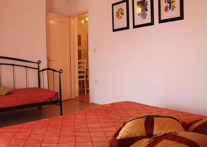 Bougenvilia Tomas 3* Tučepi