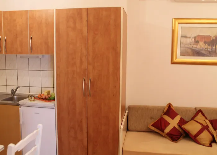 Aparthotel Bougenvilia Tomas