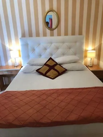 Aparthotel Bougenvilia Tomas 3*