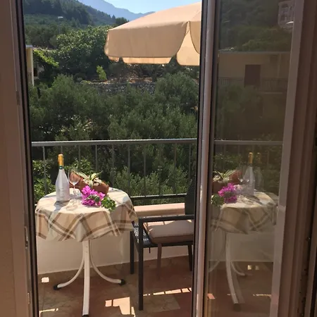 Bougenvilia Tomas Apartahotel Tučepi