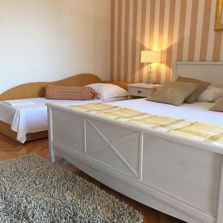 Bougenvilia Tomas Tučepi
