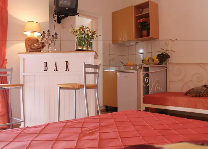 Bougenvilia Tomas Ξενοδοχείο με διαμερίσματα